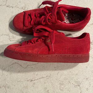 New NNB Puma Suede Classic Full Mono Red Womens Size 6.5 US Sneaker 381587-01